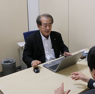 根上博センター長