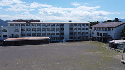 旧千本小学校 校舎と体育館