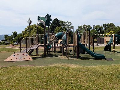 門池公園の遊具
