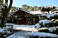 沼津御用邸記念公園の雪景色（西附属邸）