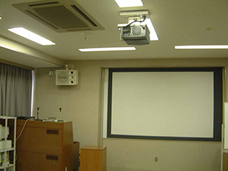 戸田図書館　視聴覚室